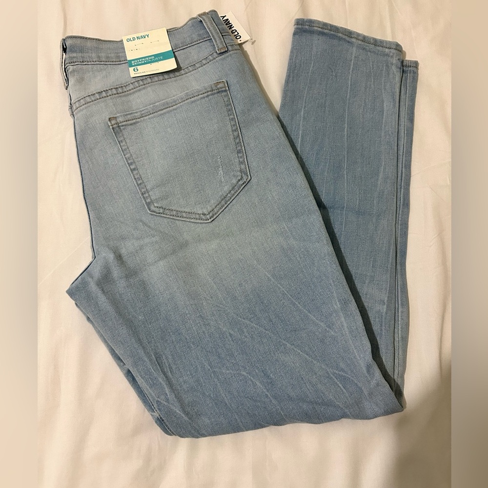 NWT Old Navy Light Wash Skinny Jeans Size 6